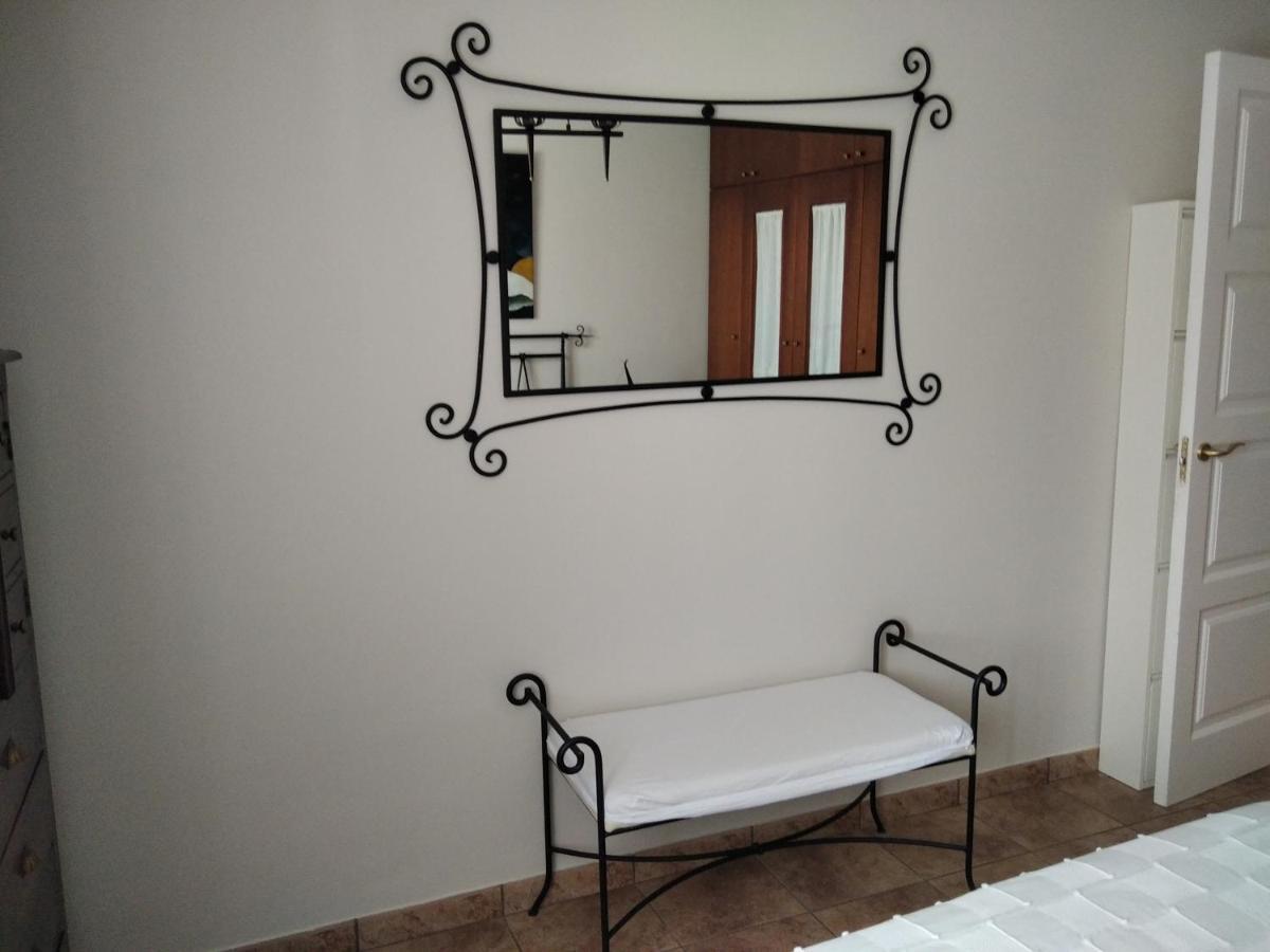 Lahuerta Apartment *
